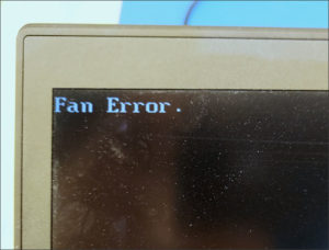 図1.Fan Error表示