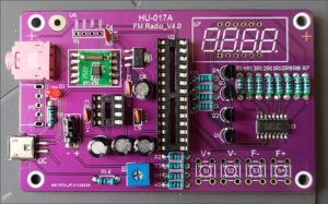 図10.電解コンデンサとトランジスタのハンダ付け