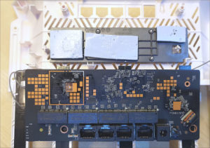 図13.ヒートシンク剥がした基板裏