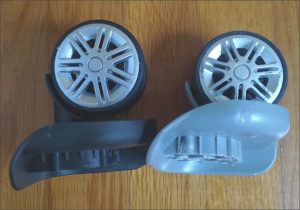 図08.新旧キャスター側面比較