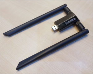 図1.MT7612U搭載USB WiFiアダプタ