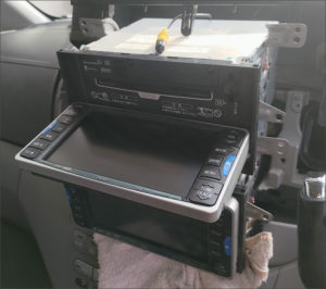 図08.通電してHDDスロット現す