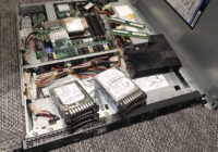 図01.x3250 M4と余剰部品全景